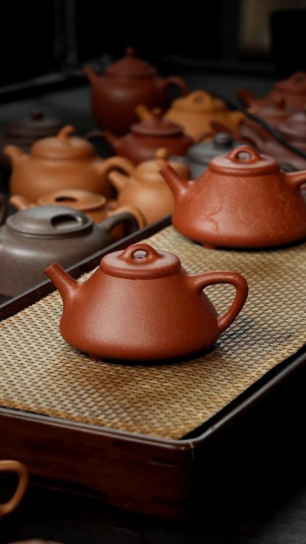 【闪购商品】紫砂茶壶宝山红降坡子冶170cc