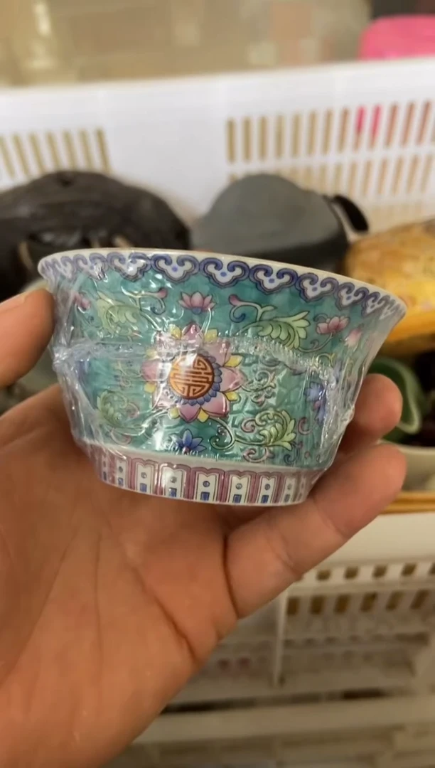 无运费险有瑕疵的摄影的产品有使用过的痕迹有点脏介意勿拍