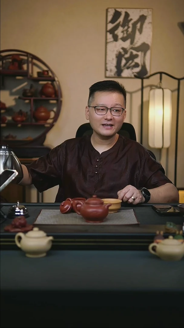 茶壶紫砂半手红降坡掇只
