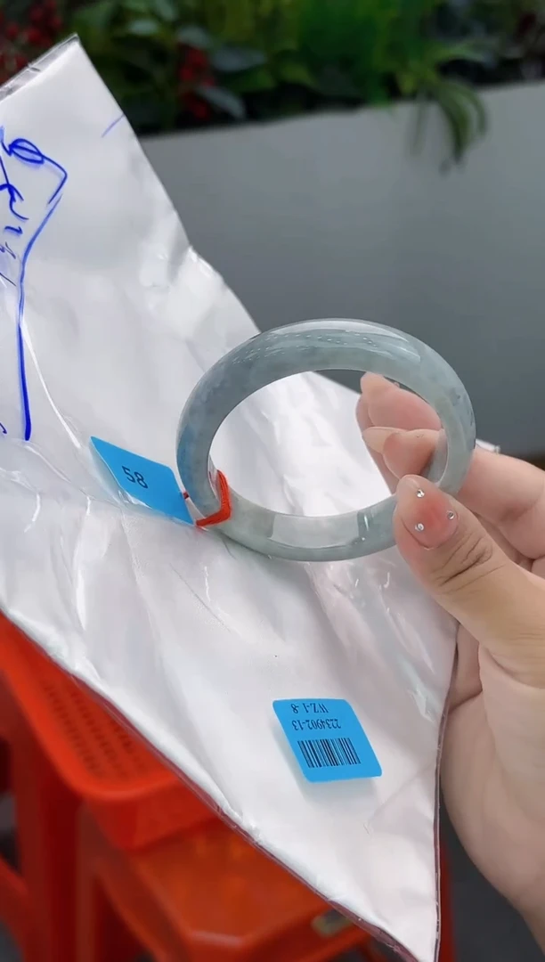 【闪购商品】翡翠手镯未镶嵌翡翠手镯