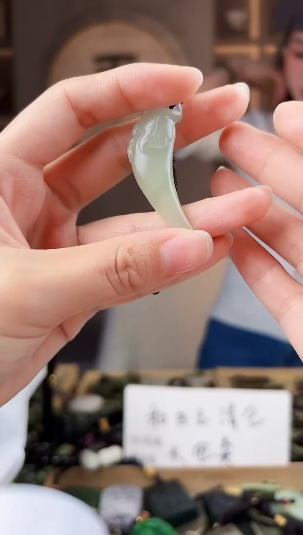 颈饰未镶嵌和田玉拍一发一，多样性发货