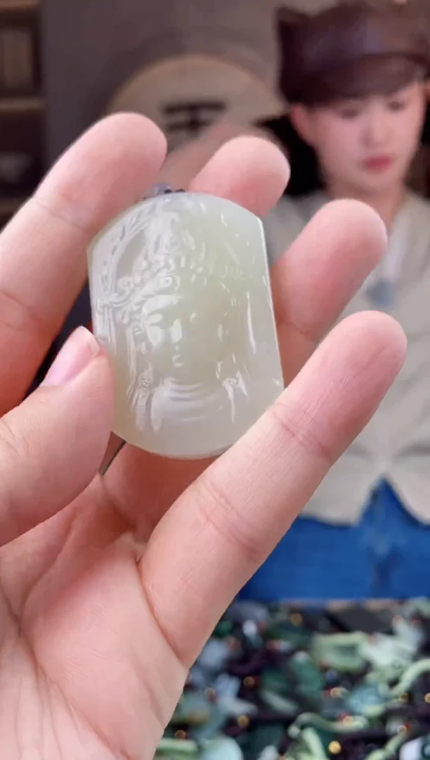 颈饰未镶嵌和田玉拍一发一，多样性发货