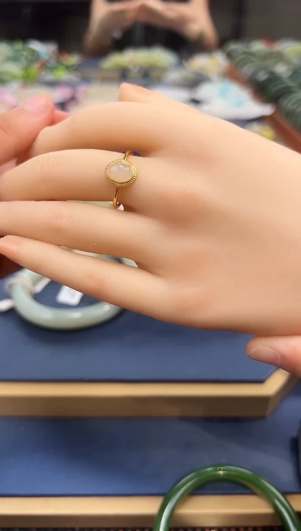 和田玉戒指银S925镶嵌B0646