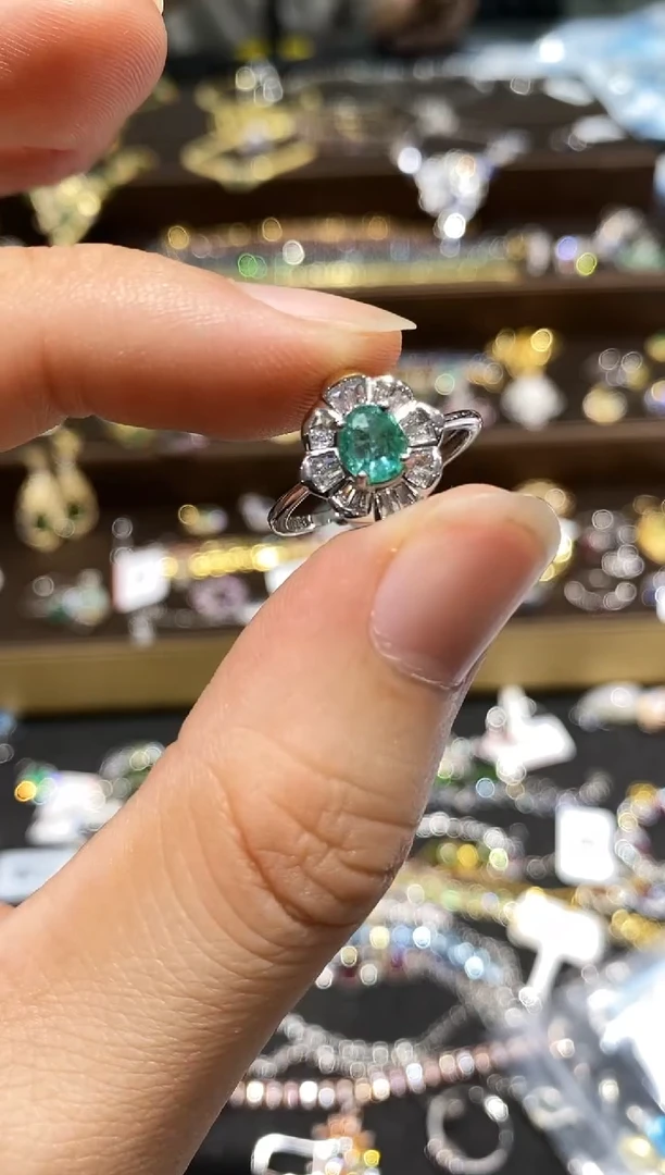 【闪购商品】祖母绿戒指银S925镶嵌戒指