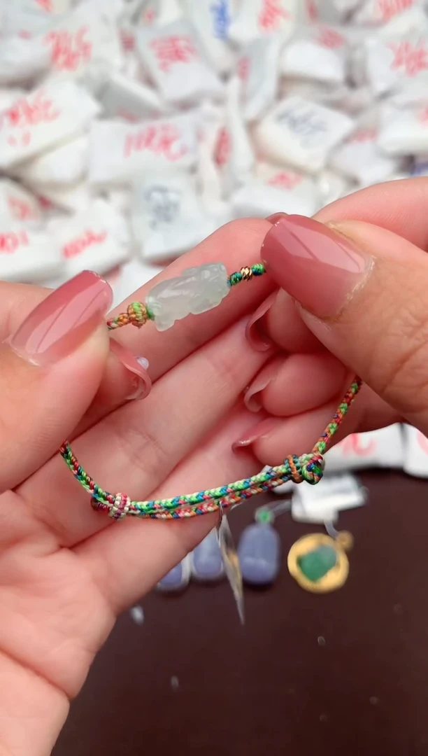 【闪购商品】翡翠手绳未镶嵌一