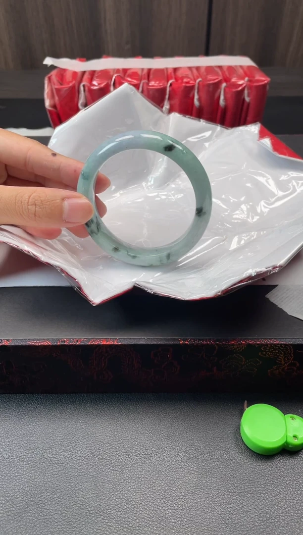 未镶嵌手镯翡翠9927