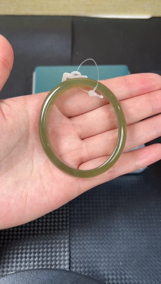 未镶嵌手镯（贵妃镯）和田玉1980