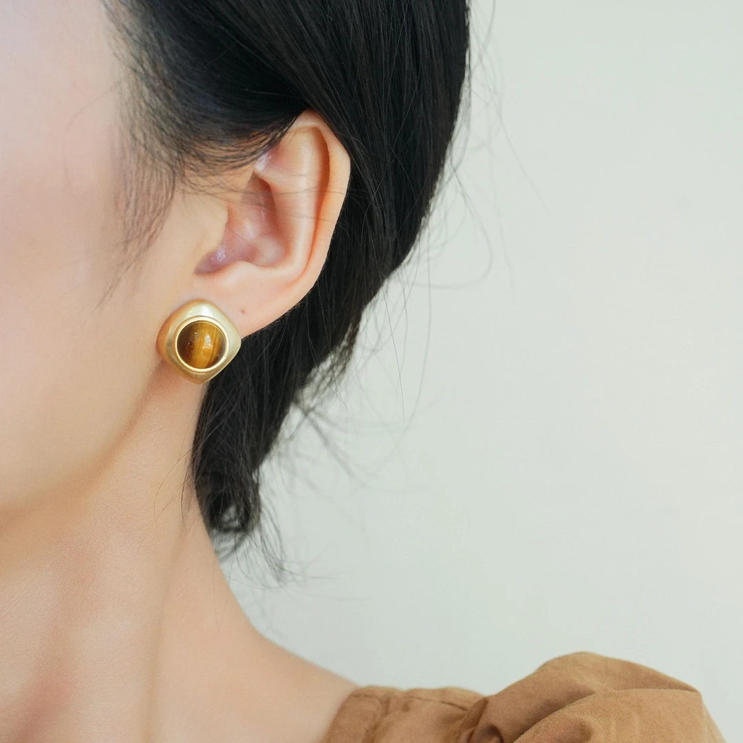 铜合金耳饰 美拉德复古vintage中古虎眼色气质高级感轻奢耳钉耳饰