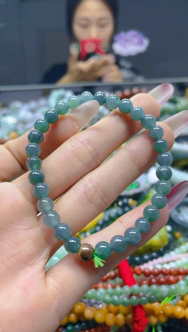 颈饰未镶嵌翡翠6MM/S/翡翠A货，一件也是批发价