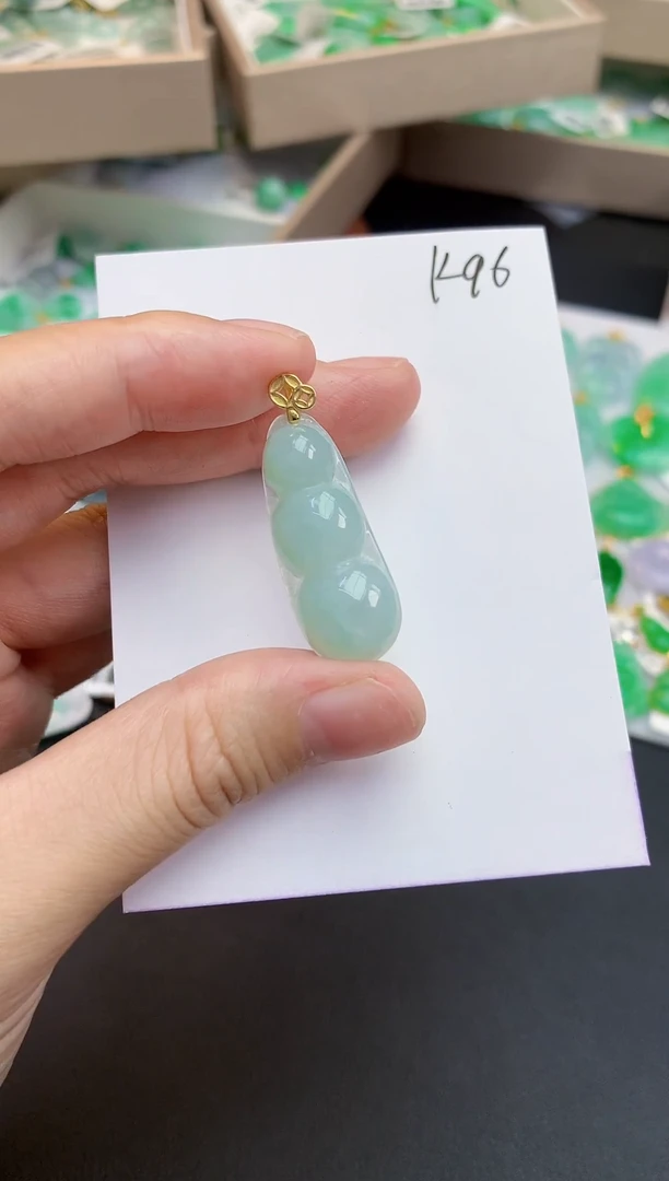 颈饰未镶嵌翡翠天然缅甸A货翡翠