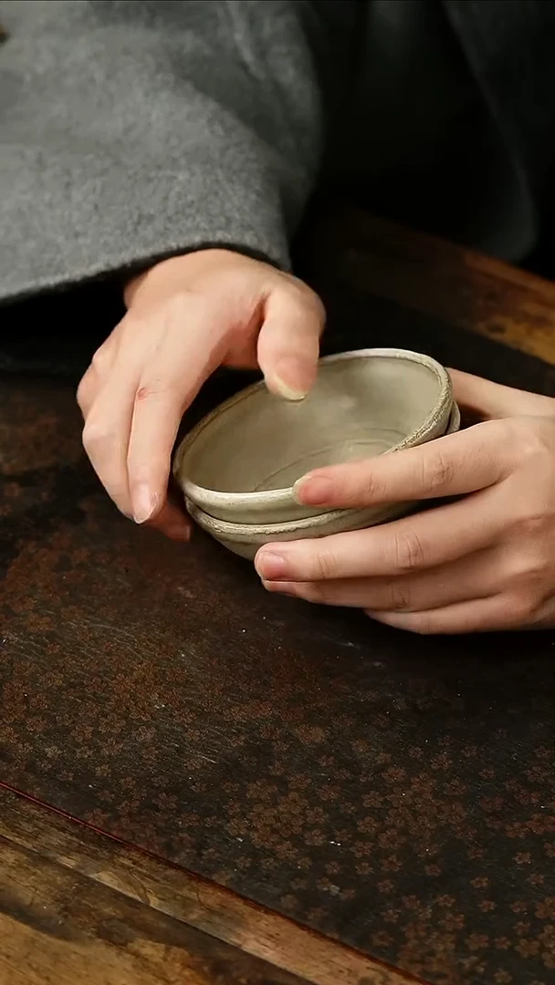 茶杯紫砂瑕疵 两个茶盏