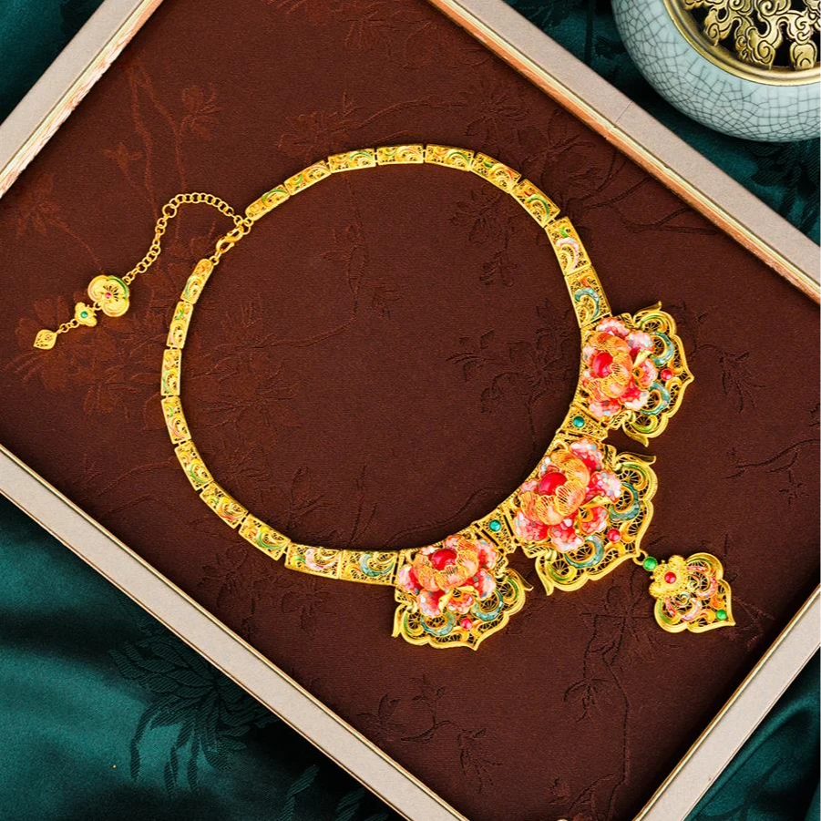 ZOCAI/佐卡伊【传世之美】古法黄金点螺珐琅彩国色昭华流苏项圈