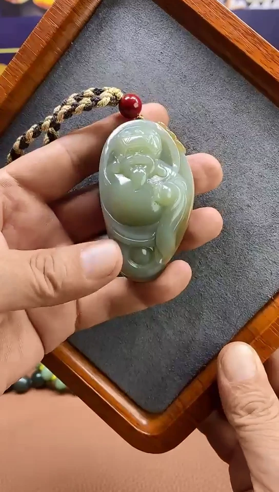 未镶嵌和田玉把件精品和田玉财神
