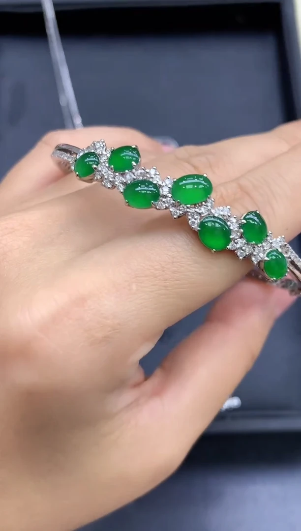 18K金镶嵌手镯翡翠804-中国好珍宝