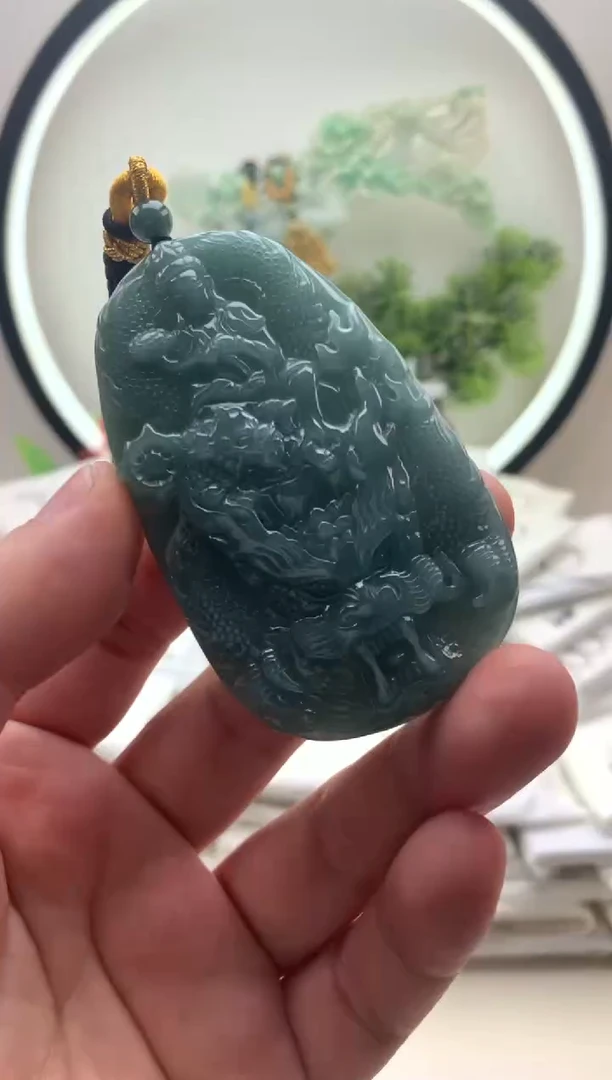 颈饰未镶嵌翡翠文殊