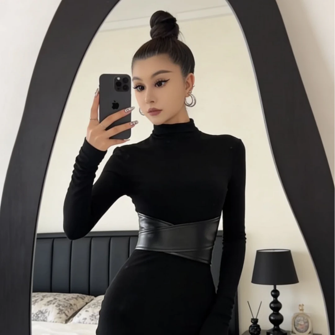 连衣裙修身气质性感打底