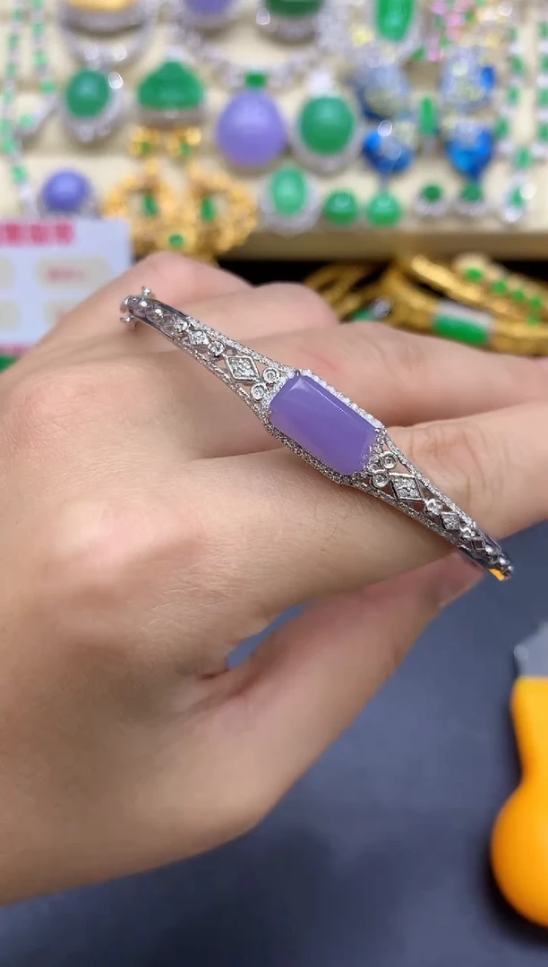 18K金镶嵌手镯翡翠377-中国好珍宝