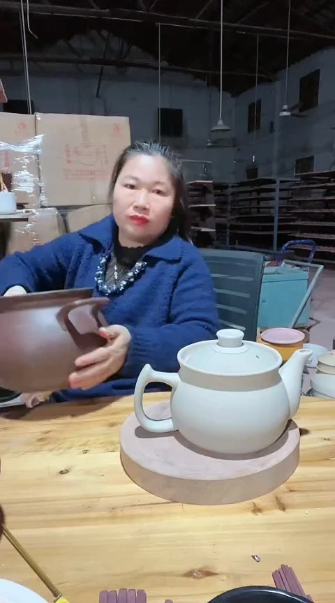 陶03瑕疵1.5麦饭石养生壶