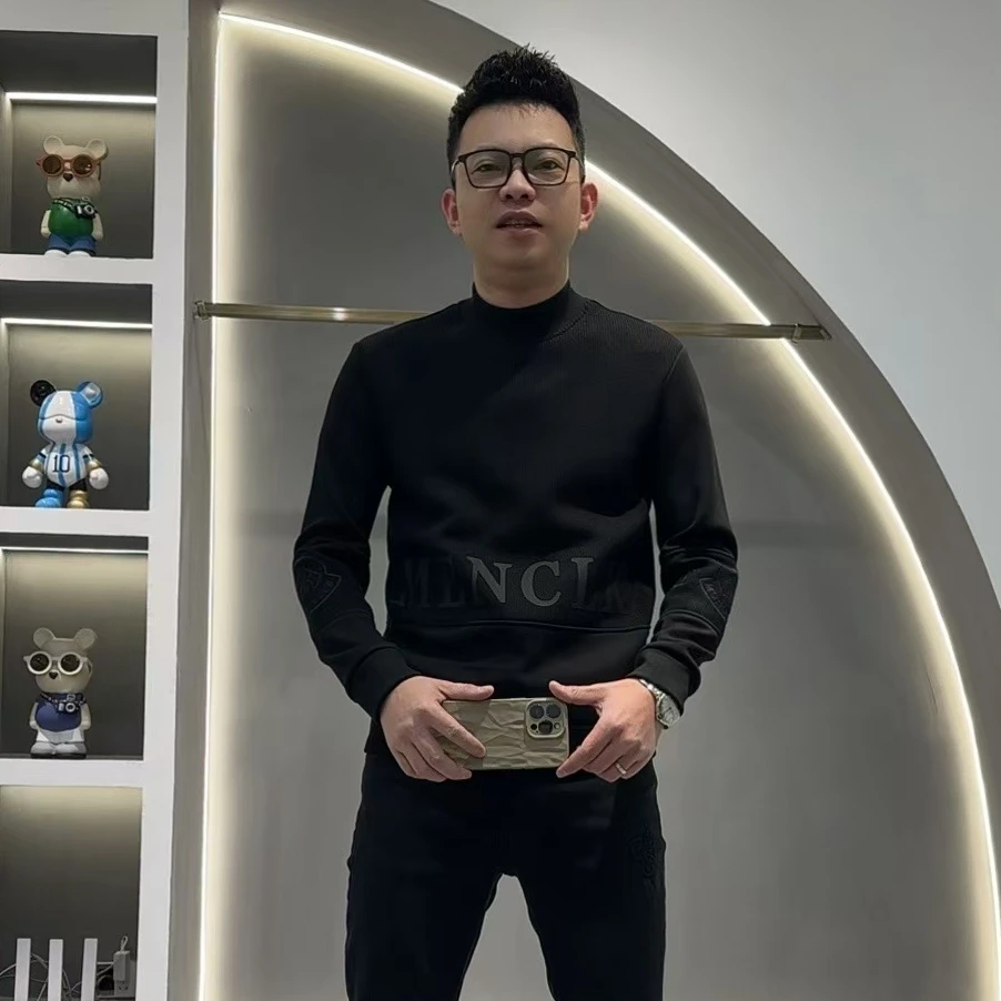 【飒叔重磅推荐】2024秋冬新款中高领加厚针织双拼卫衣01