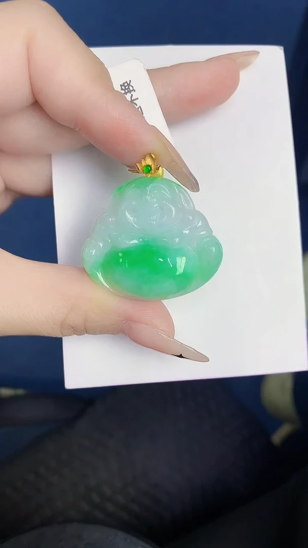 颈饰18K金镶嵌翡翠缅甸天然翡翠A货