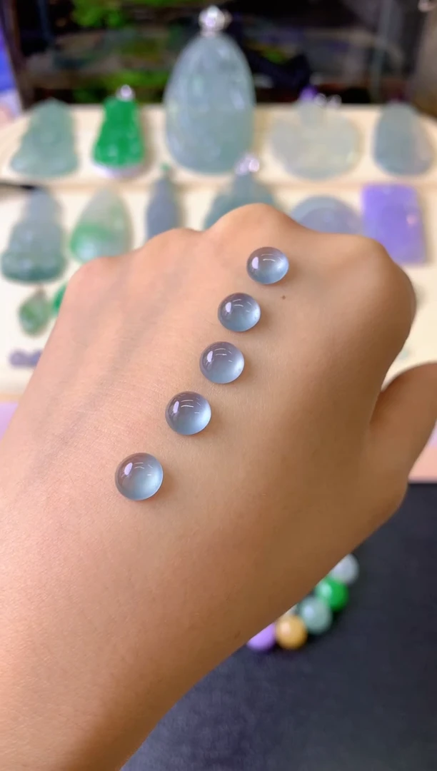 未镶嵌定制翡翠知****！裸玉（客户意向镶嵌）