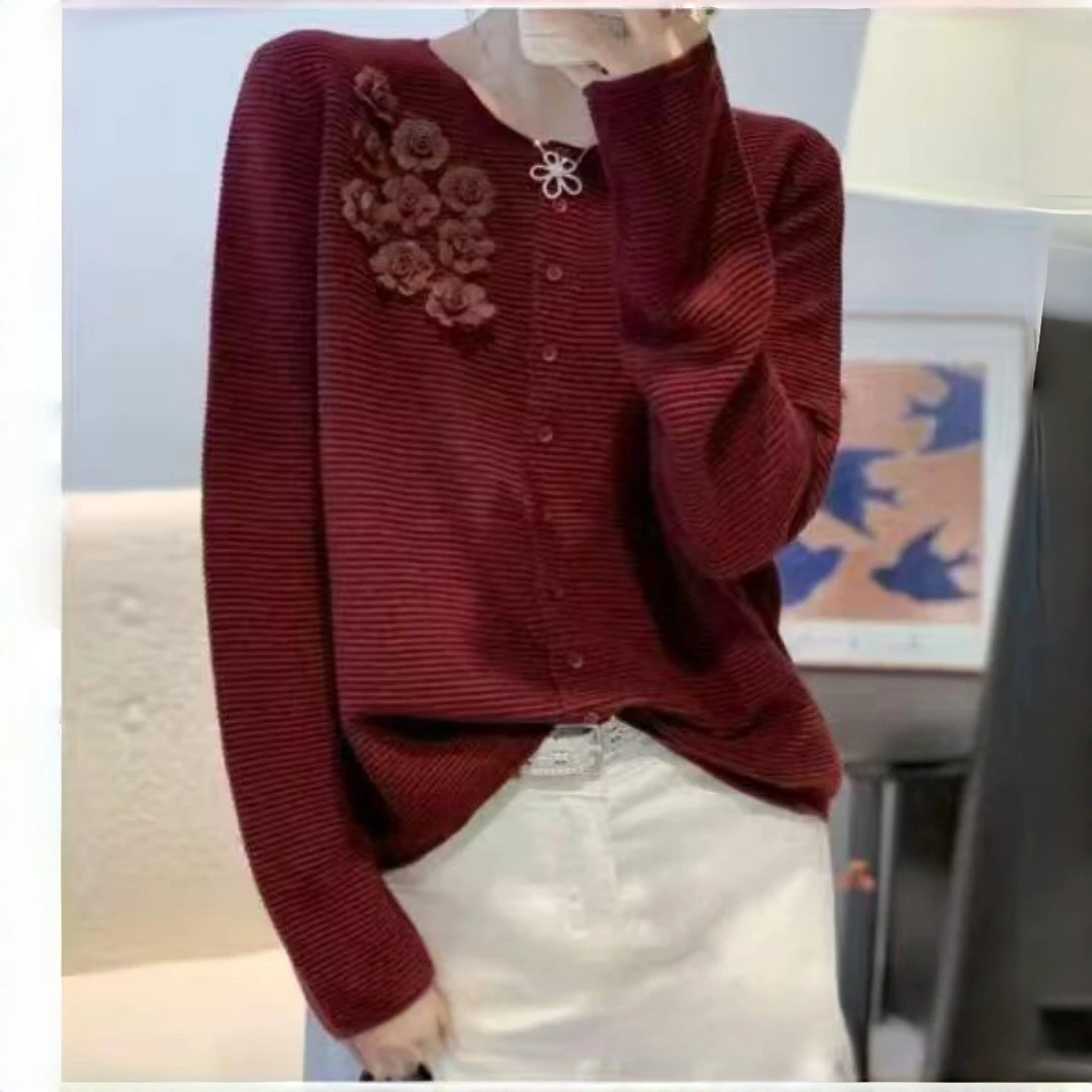 红色花朵开衫款毛打底衫秋冬百搭毛衣上衣秋季气质显瘦宽松短款女