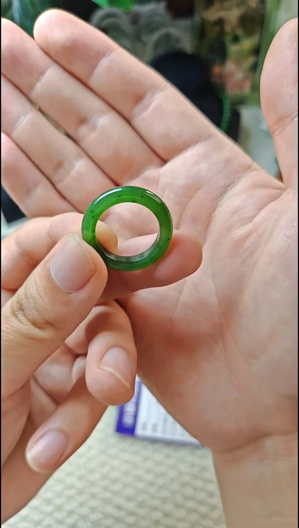 翡翠戒圈未镶嵌1翡翠戒圈未镶嵌15号