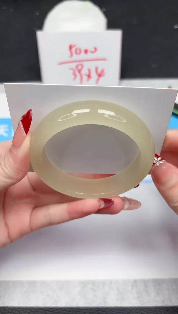 【闪购商品】石英质玉手镯未镶嵌72-55