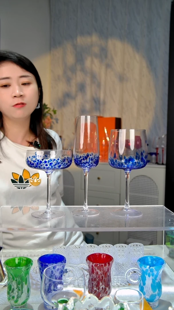 3只蓝色彩点1111