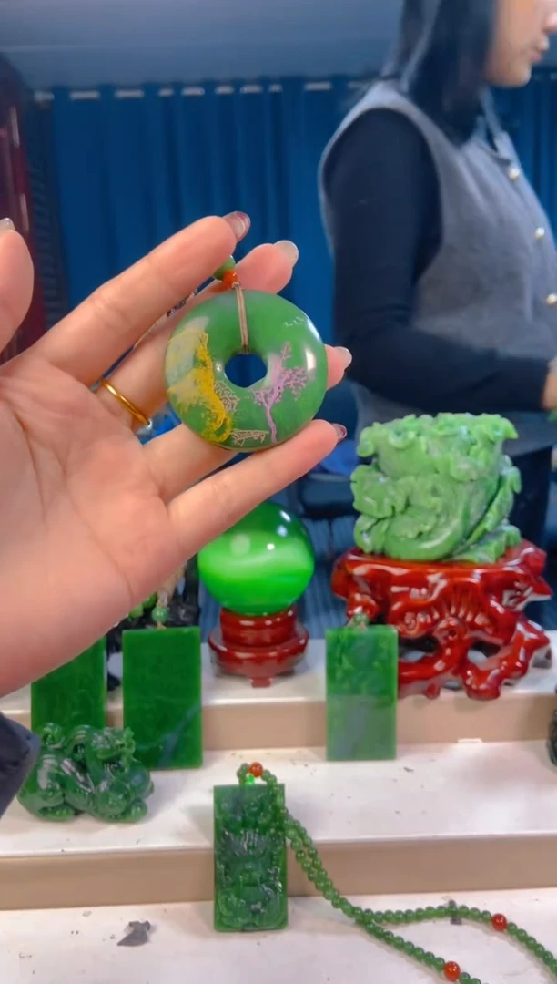 【闪购商品】和田玉挂件未镶嵌1