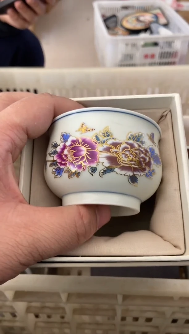 无运费险有瑕疵的摄影的产品有使用过的痕迹有点脏介意勿拍