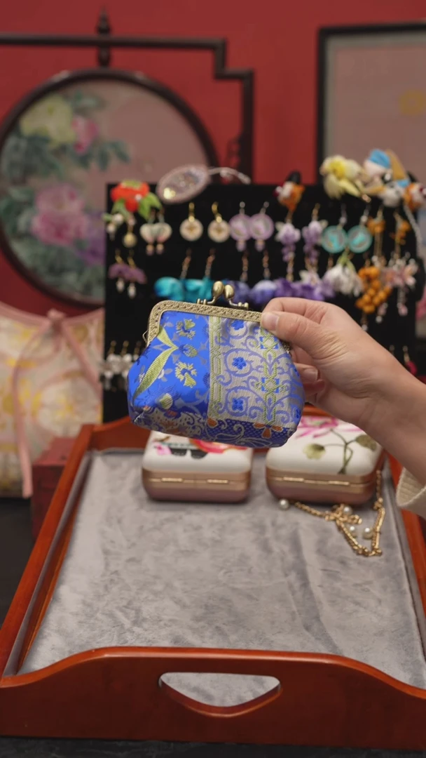 刺绣茉**茉非遗绒花手工饰品