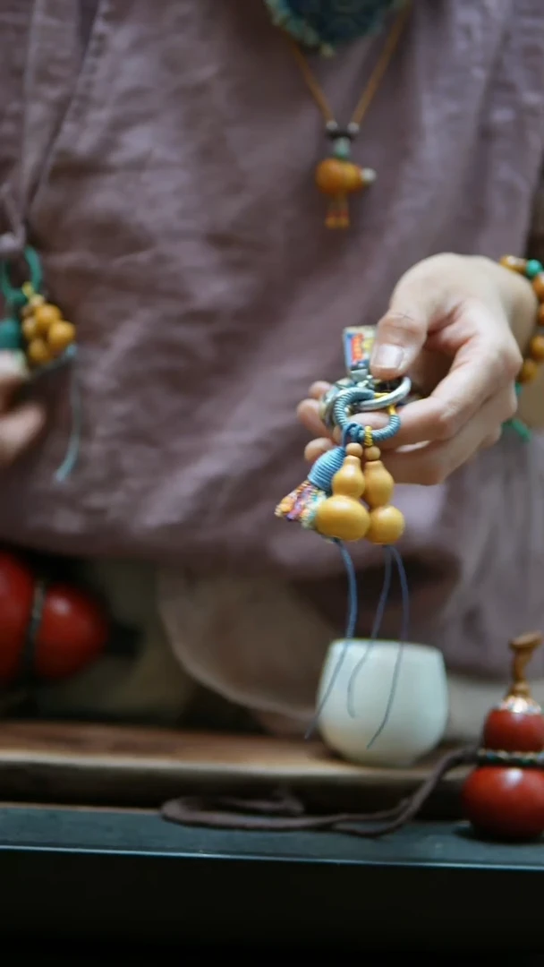 天然葫芦钥匙扣 随缘发 器形不规则