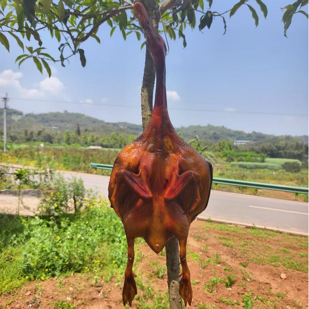 【顺丰包邮】四川宜宾蜀南竹海柴火烟熏腊板鸭一年以上生蛋鸭