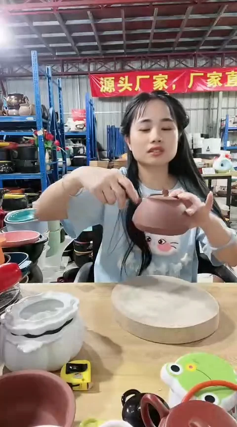 瑕疵紫砂手把壶带盖