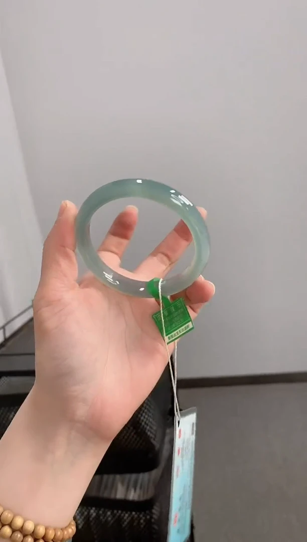 【闪购商品】玛瑙/玉髓手镯未镶嵌60圈