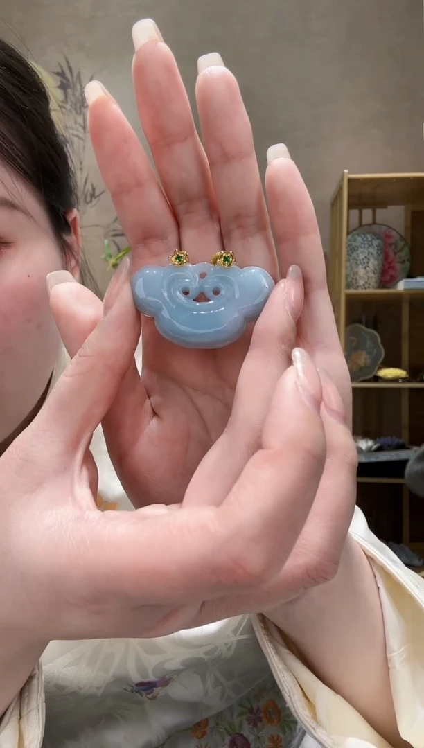 【闪购商品】翡翠颈饰未镶嵌吊坠