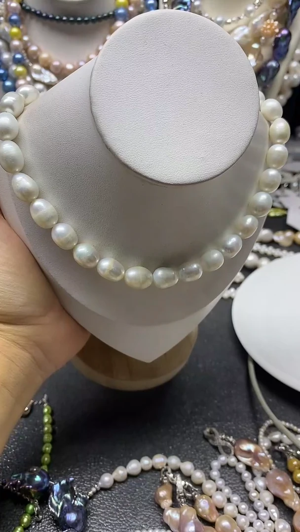 颈饰未镶嵌淡水珍珠多人
