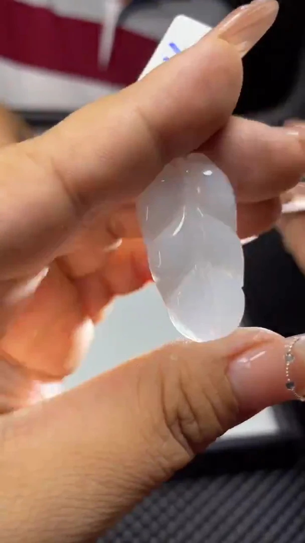 翡翠挂件未镶嵌109