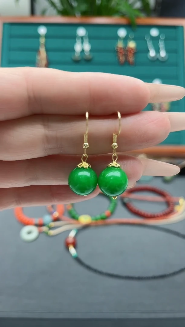 【闪购商品】翡翠耳饰银S925镀金镶嵌128翡翠绿