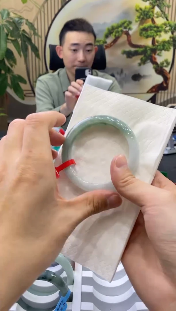 未镶嵌手镯翡翠9751