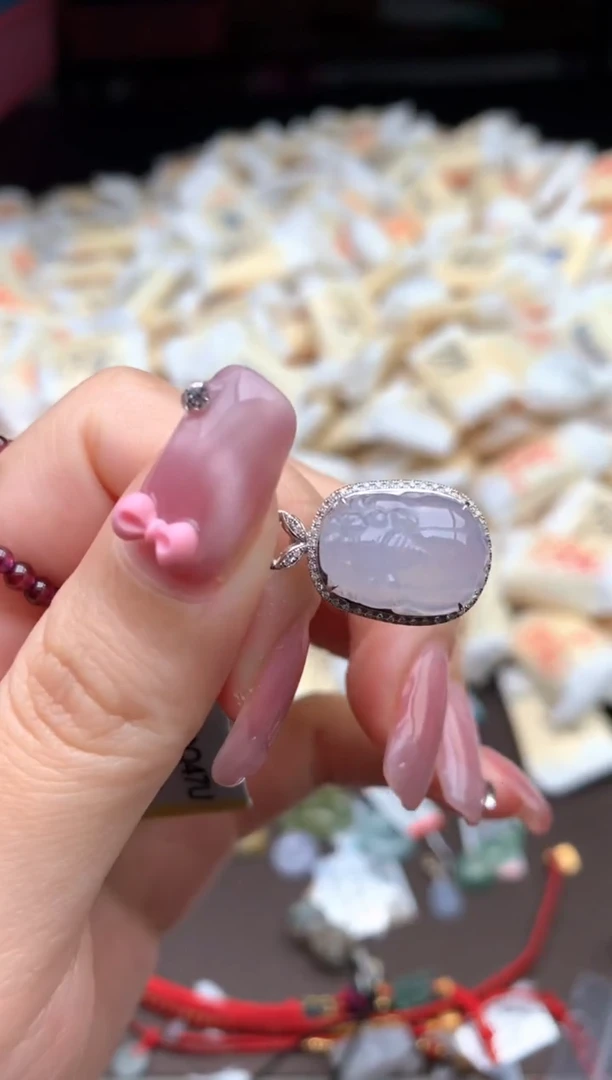 【闪购商品】翡翠颈饰18K金镶嵌—