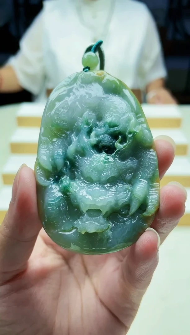 颈饰未镶嵌翡翠09150033