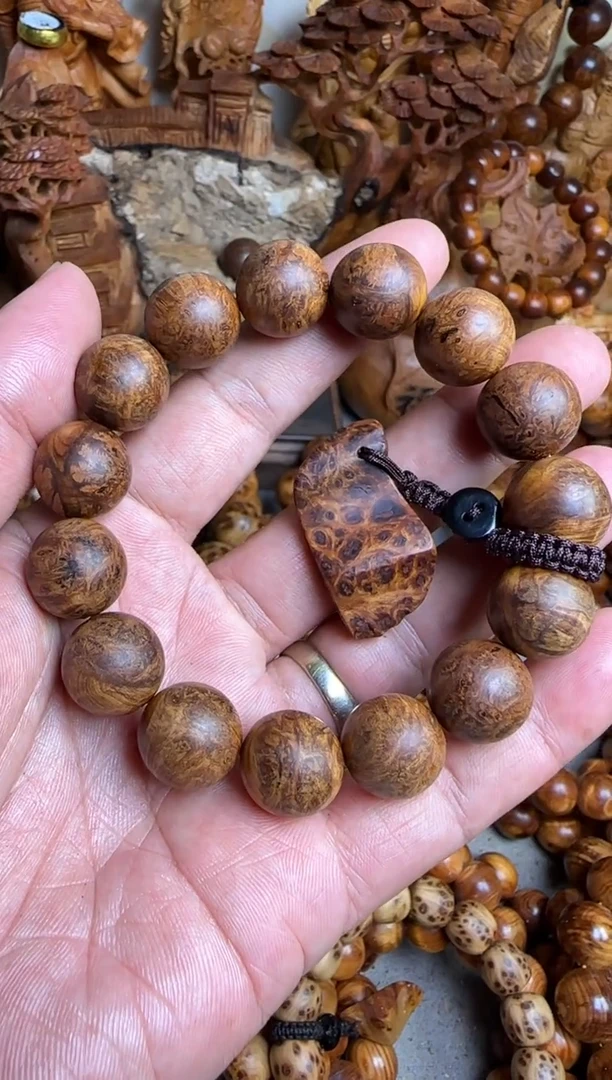 【闪购商品】柏木手串/手链崖柏满陈化变异瘤疤1.5