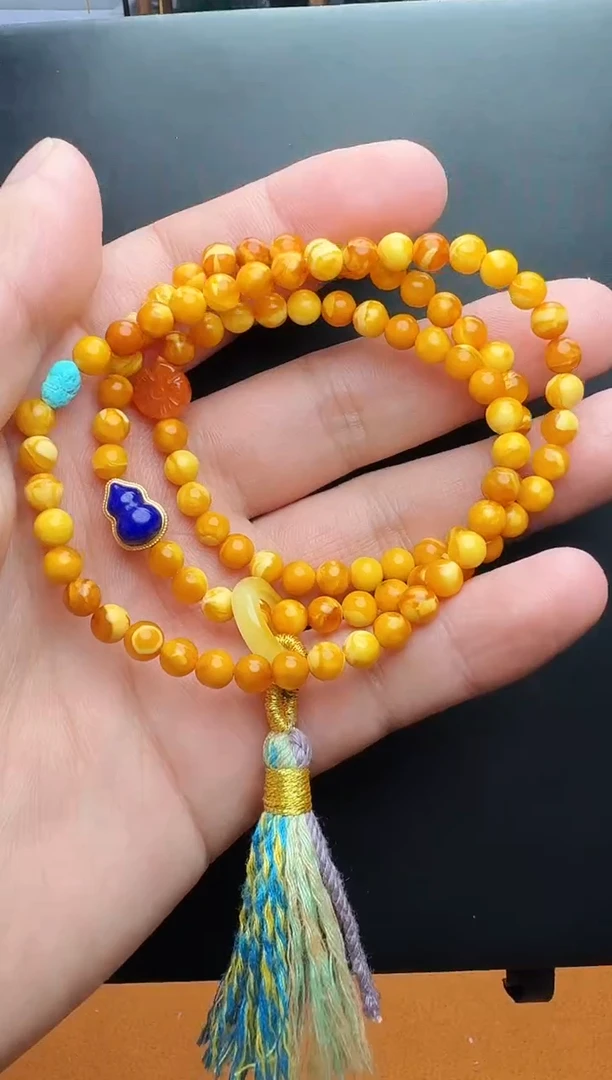 未镶嵌蜜蜡手串多圈手串 01