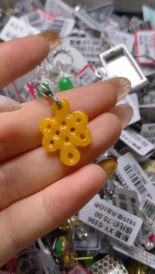 银S925镶嵌戒指翡翠百内无证书