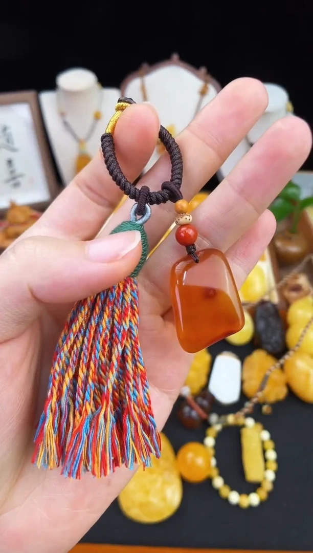 琥珀未镶嵌珠宝奇石柒月