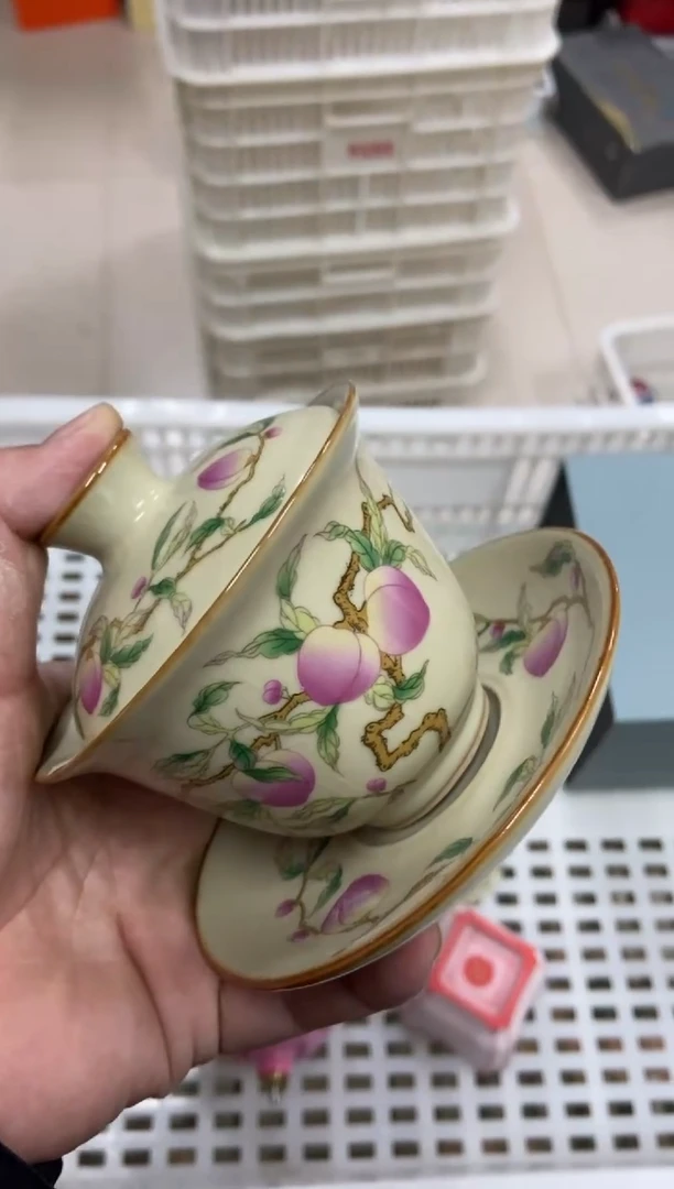 无运费险有瑕疵的摄影的产品有使用过的痕迹有点脏介意勿拍