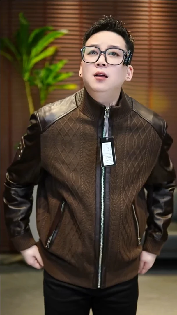 52码（145-160斤）真皮拼接加棉夹克