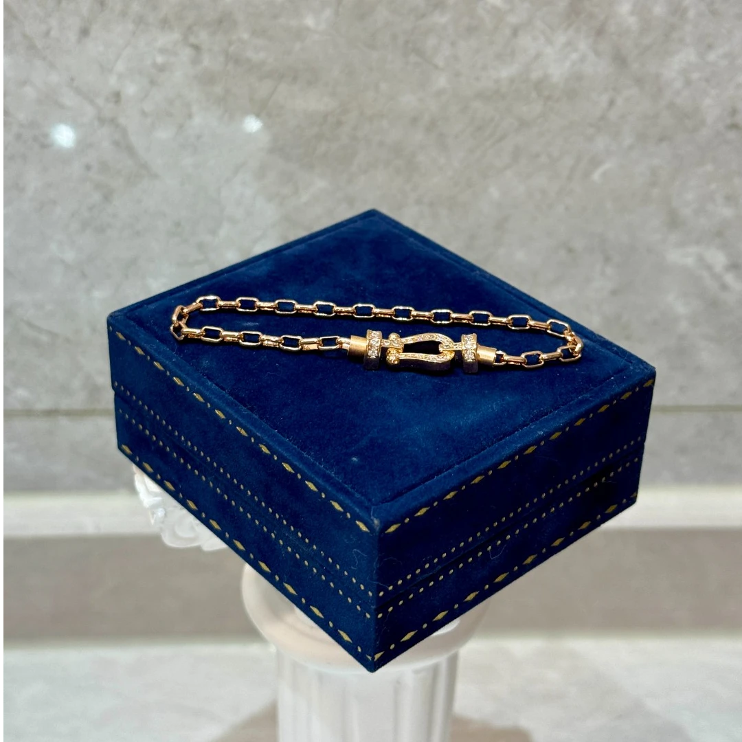 合金锆石手链 镀K金 马蹄粗链手链轻奢高级感